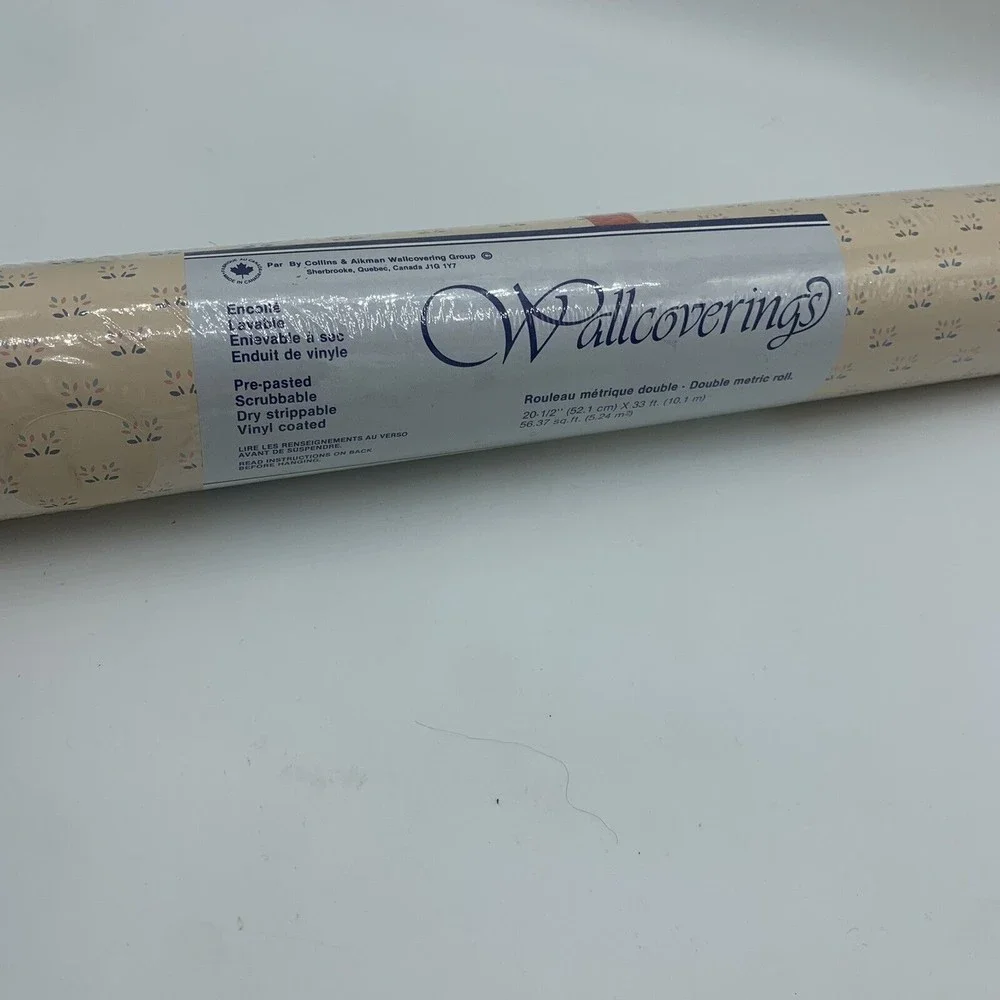 NEW Vintage Wallpaper Par by Collins & Aikman Wallcoverings Beige Floral AM3133